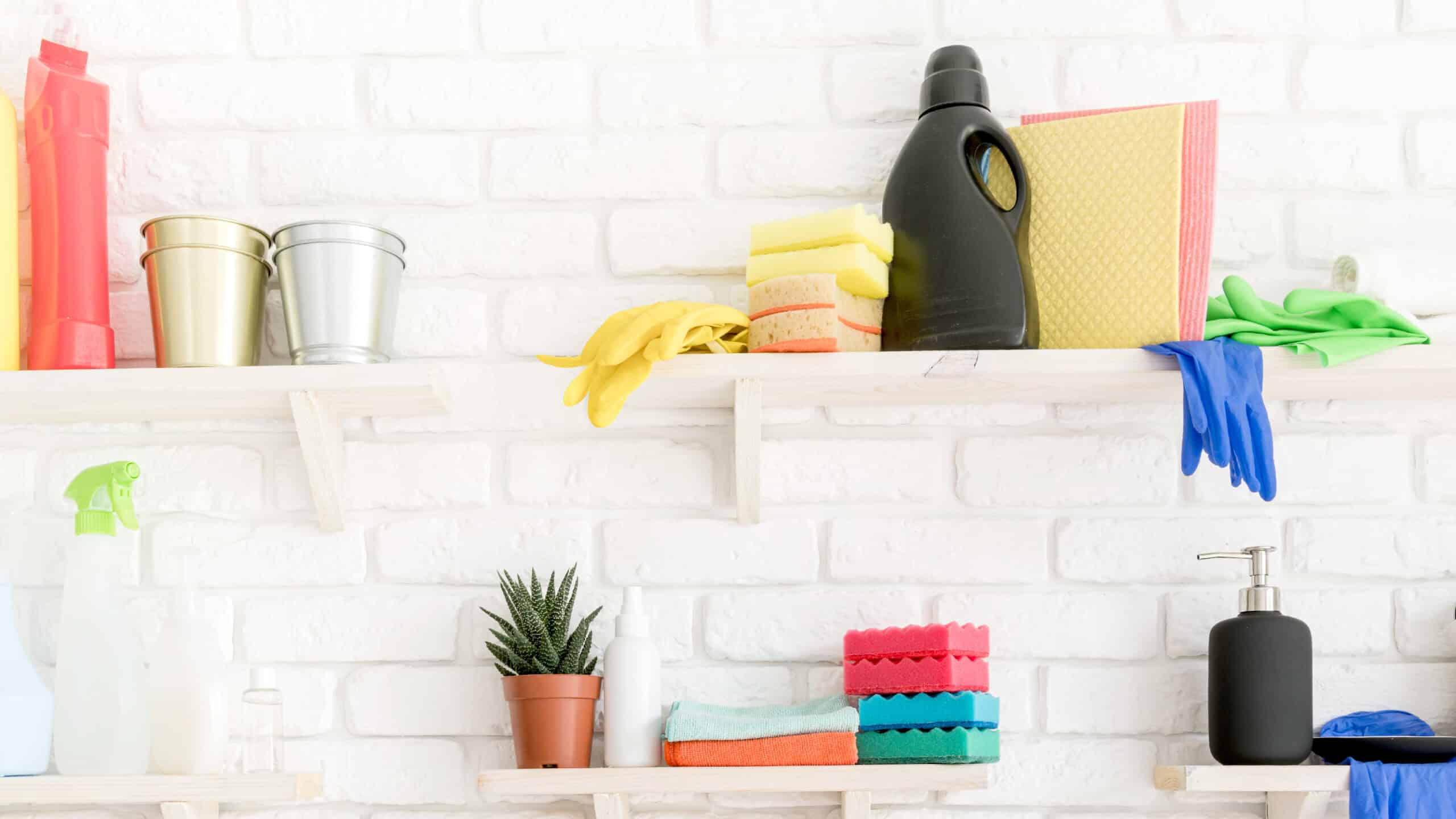 How To Store Your Cleaning Supplies featured image